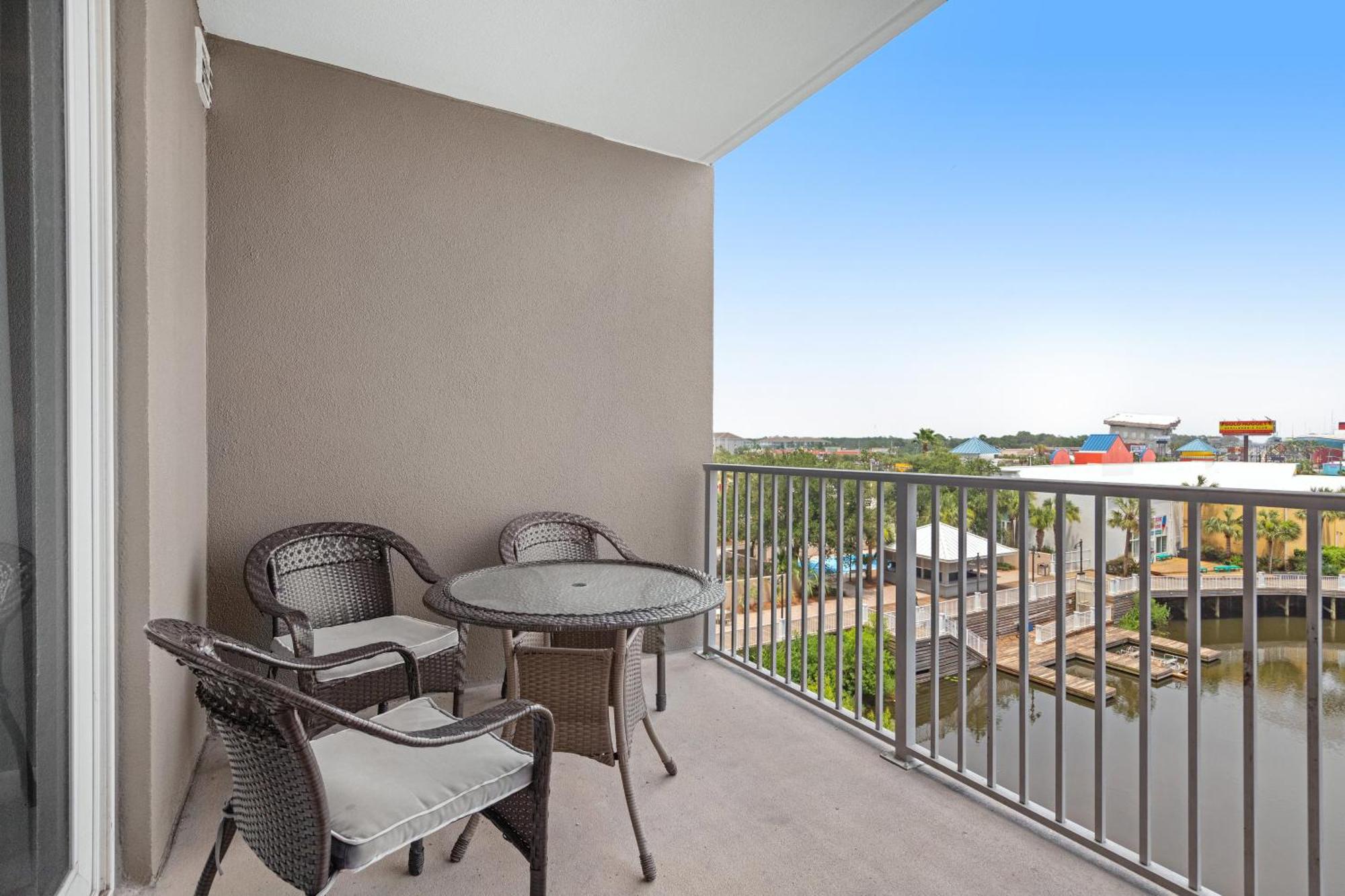 Laketown Wharf 335! 1 Bd, 2 Bathroom With Amazing Amenities Panama City Beach Buitenkant foto
